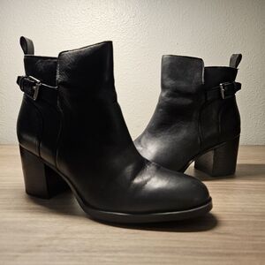 Lauren Ralph Lauren Genna  Leather Bootie Black Size 6.5
